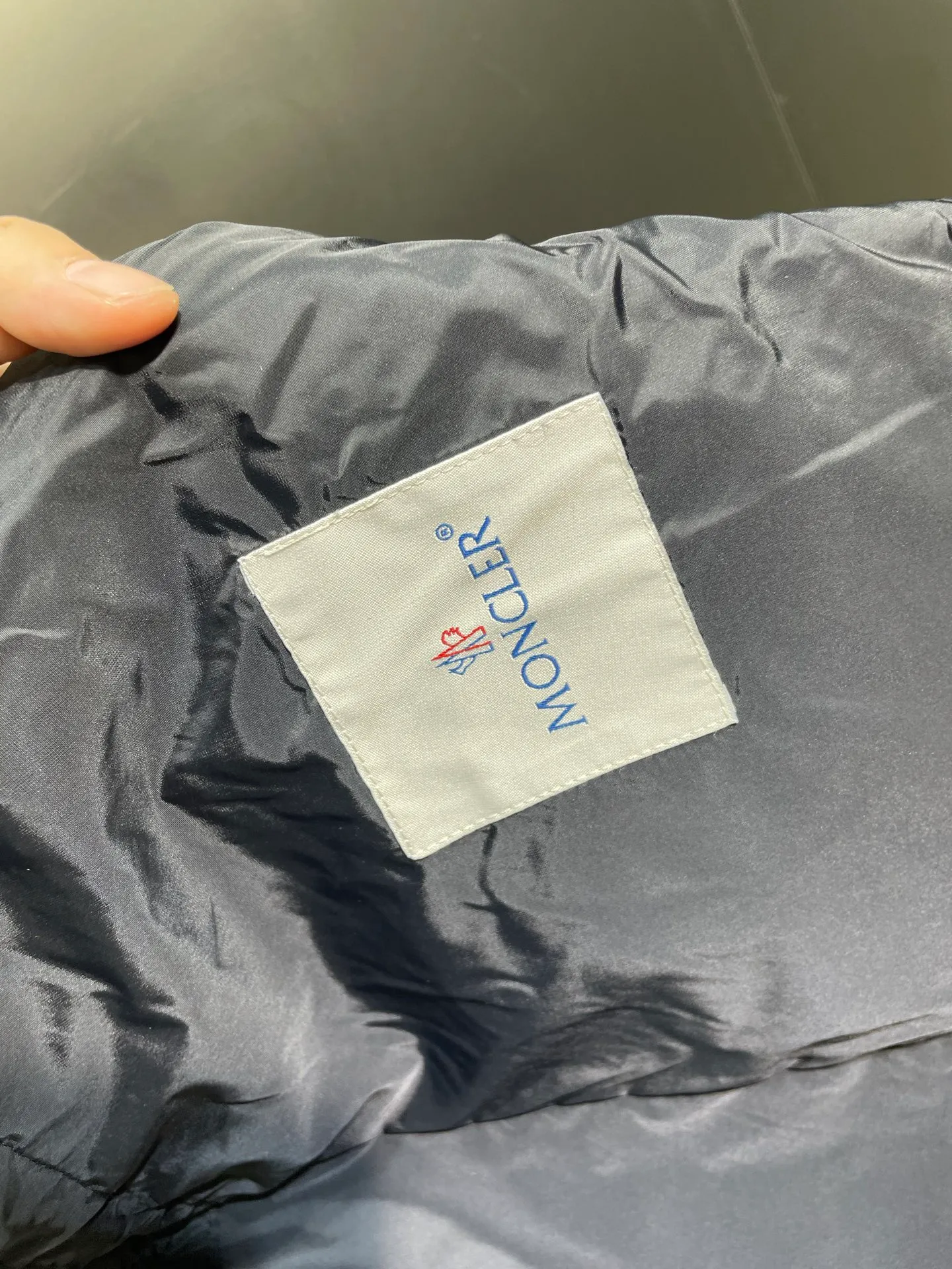 monc 24 Enet Breathable！ ， H 。 ！ logo 😍😍 Quality ！ Sizes：0 1 2